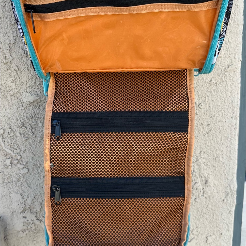 Dakine Daybreak Travel Kit